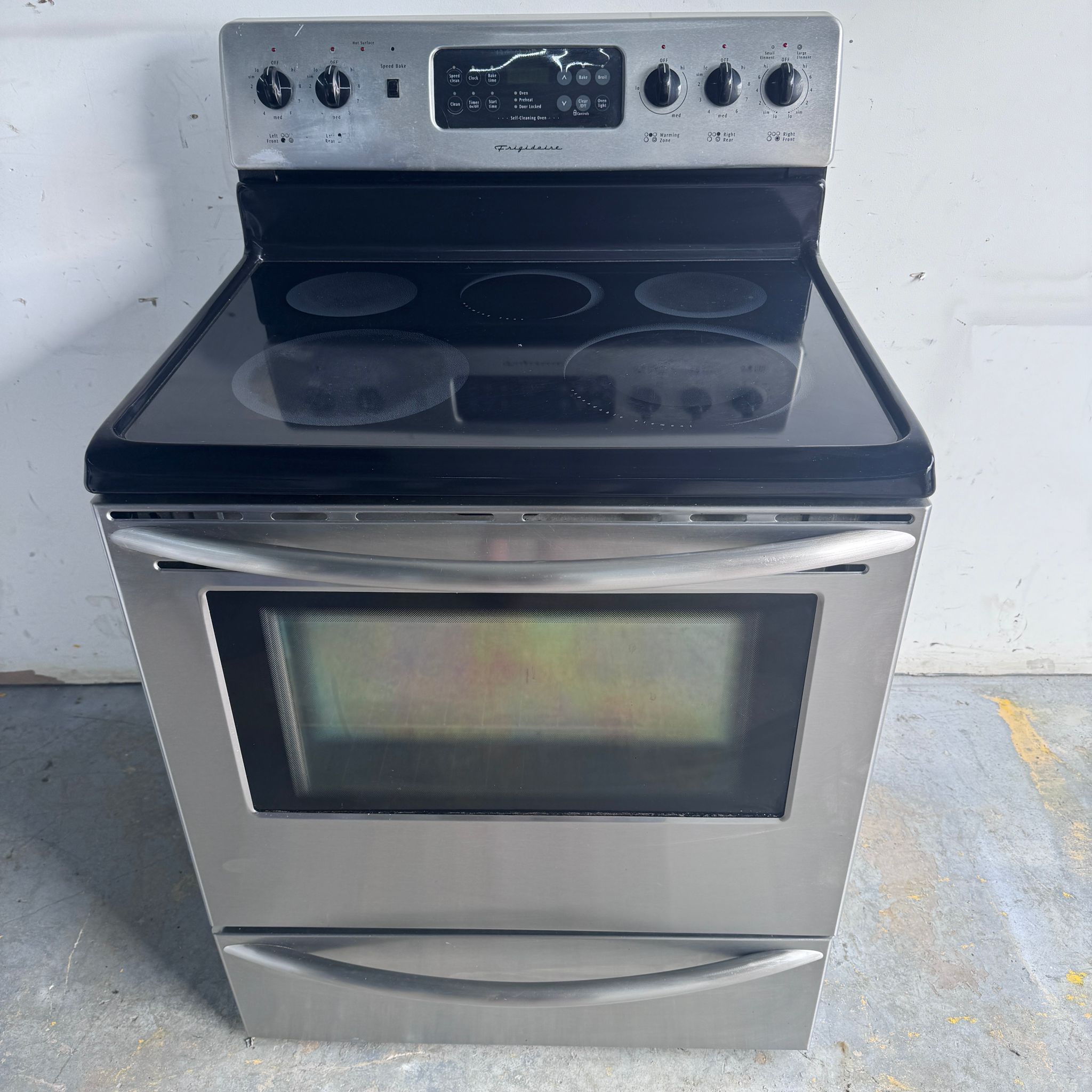 Frigidaire-Stainless-Steel-Electric-Stove Frigidaire-Stainless-Steel-Electric-Stove